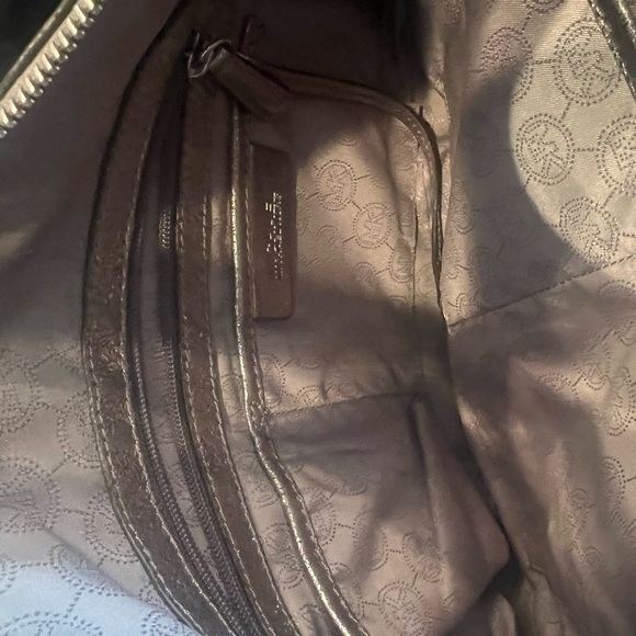 Michael Kors Shoulder Bag - Picture 7 of 14